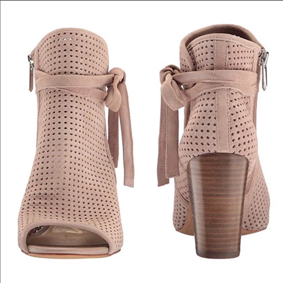 Sam Edelman Shoes - Sam Edelman Ellery Cutout Booties Size 8.5
